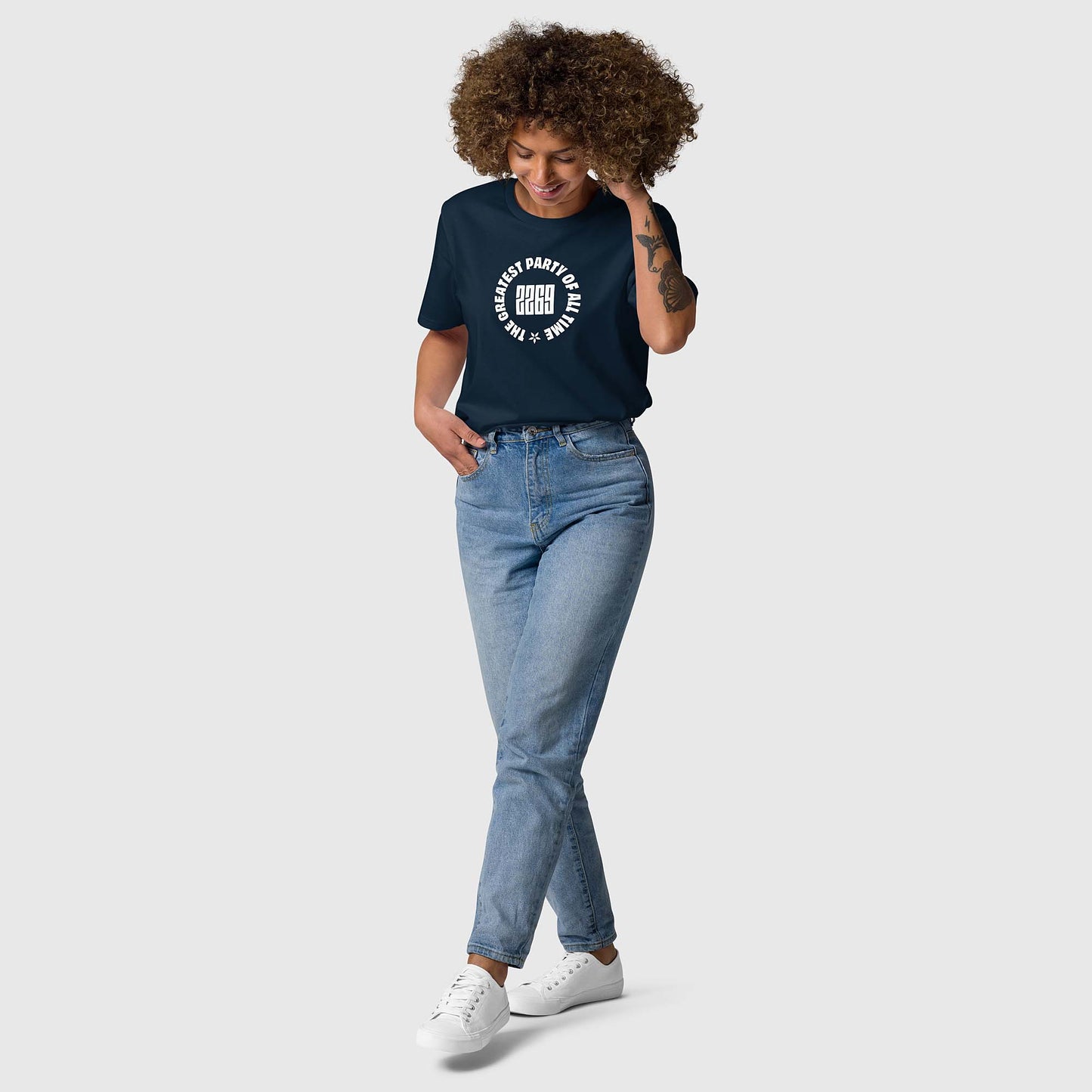 Unisex navy organic cotton t-shirt with English 2269 party circle