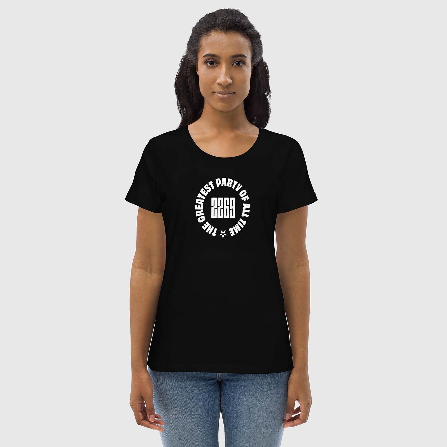 Women's black fitted organic cotton t-shirt with English 2269 party circle