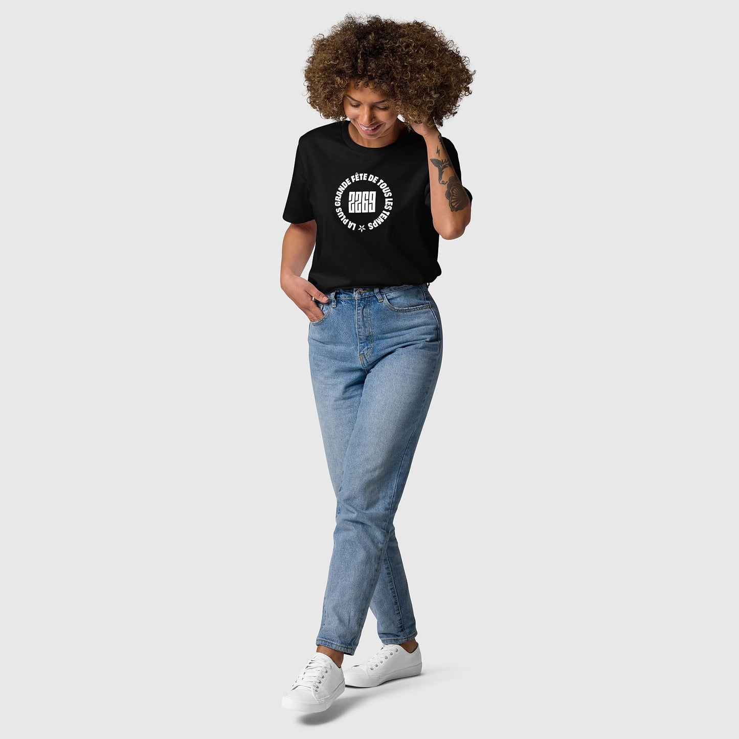 Unisex black organic cotton t-shirt with French 2269 party circle
