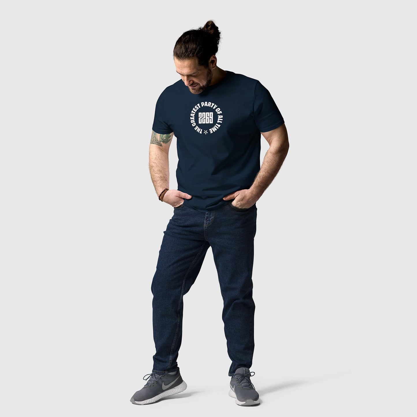 Unisex navy organic cotton t-shirt with English 2269 party circle